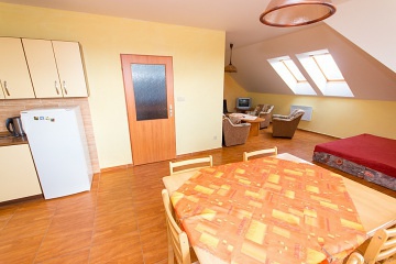 Chalupa s baz�nem a saunou - Lipensk� p�ehrada