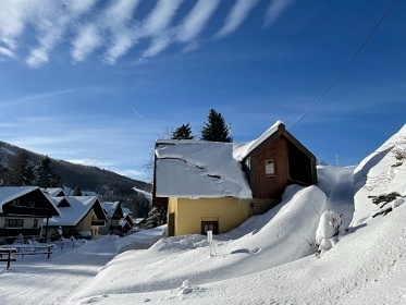 Garage Harrachov - bungalov Krkonoe