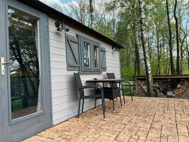 Chata samota u lesa - p�ehrada Ole�n� - Hukvaldy