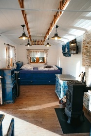 Chata samota u lesa - p�ehrada Ole�n� - Hukvaldy