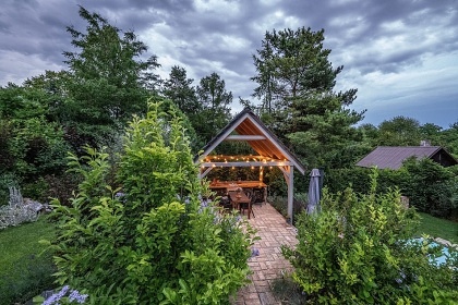 Glamping s baz�nem a zahradou - Kutn� Hora