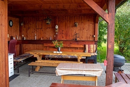 Chalupa a baz�n - �esk� �v�carsko - hrad �aun�tejn