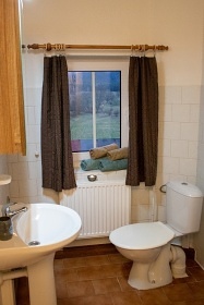 Chalupa a baz�n - �esk� �v�carsko - hrad �aun�tejn