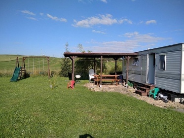 Glamping chata ji�n� �echy - Zv�kovsk� Podhrad�