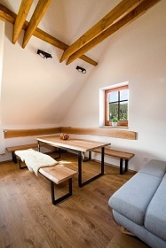 Valašská chalupa - Pluskovec - přehrada Karolinka