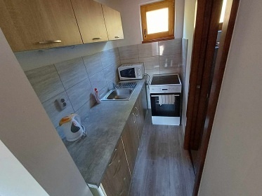 Chata a vinný sklep - sauna a koupací sud - Mutěnice