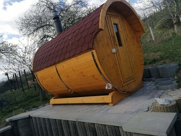 Vinný sklep s ubytováním - Vinařství Maixner