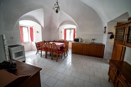 Chalupa CHKO �umava - hrad a z�mek Velhartice