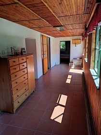 Rodinn� chalupa s baz�nem - Ho�ej�� Chalupy