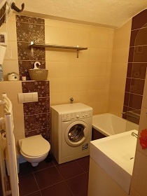 Rodinn� chalupa s baz�nem - Ho�ej�� Chalupy