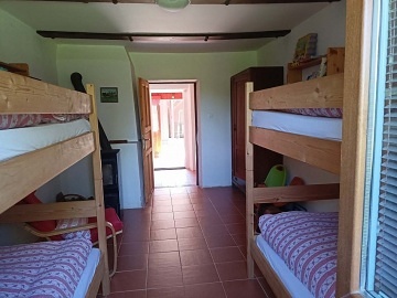 Rodinn� chalupa s baz�nem - Ho�ej�� Chalupy