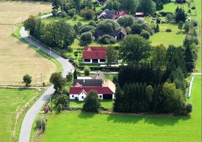 Rodinn� chalupa s baz�nem - Ho�ej�� Chalupy