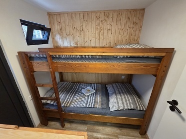 Chaty u M�chova jezera - Born� a hrad Bezd�z