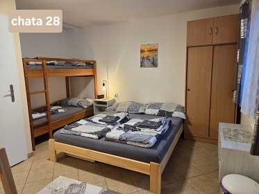 Chaty u M�chova jezera - Born� a hrad Bezd�z