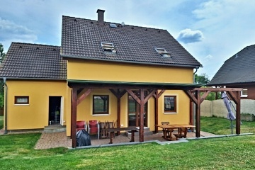 Chalupa s bazénem - Kozákov - Klokočské skály