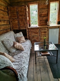 Srub a rybolov - samota u lesa - ZOO Chleby