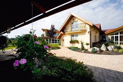 Chalupa wellness a vnit�n� baz�n - Mal� Fatra