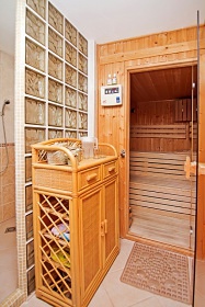 Chalupa wellness a vnit�n� baz�n - Mal� Fatra