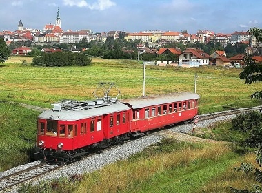 Srub u Holubů s bazénem a finskou saunou