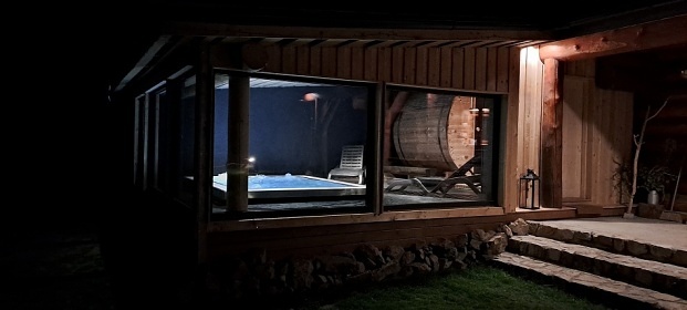 Srub s bazénem a wellness - Lužnice - Tábor