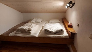 Hájenka u lanovky na Komáří Vížku - Krupka