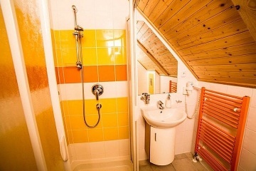 Rouben chalupa s baznem - Anensk dol