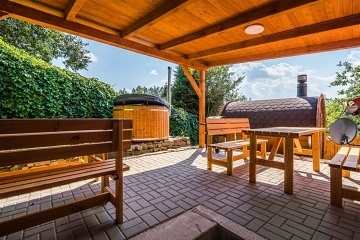 Wellness chalupa Strmilov - sauny, vířivka