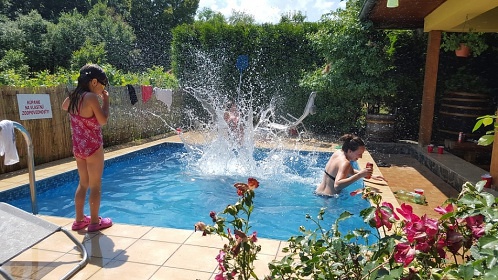 Chata s bazénem a wellness - Štiavnické vrchy