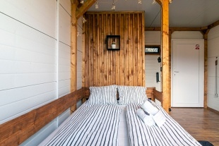Otočný glamping u rybníka - CHKO Brdy - Březnice