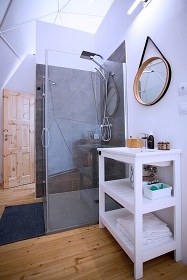 Glamping Mileč - IGLOO - sauna a koupací sud