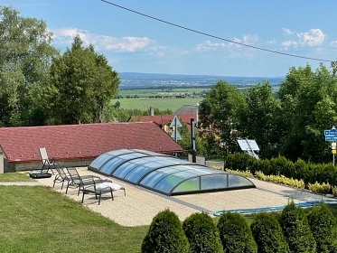 Rekreační dům s bazénem - Babiččino údolí