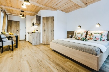 Chalupa Hojná Voda - apartmány Zvon