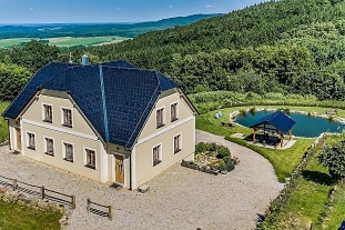 Nový objekt: Chalupa a koupací jezírko - Novohradské hory 2C-243