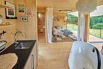 Glamping Krabčice - Chata Lada - Twofingers