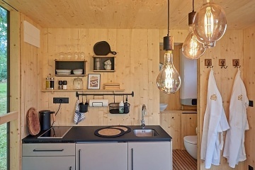 Chata Rod se saunou - Glamping Krabčice