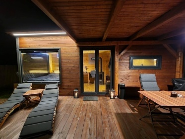 Wellness glamping - Plze�sk� pahorkatina - Radyn�