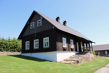 Chalupa baz�n a koupac� sud - Orlick� hory