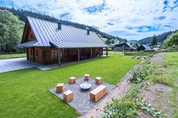 Dvojchalupa u cyklostezky - Beskydy - Karolinka