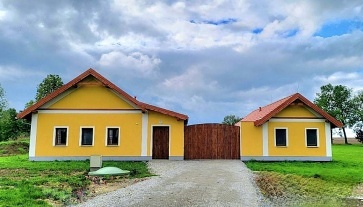 Chalupa s baznem - Vesel nad Lunic - Horusice