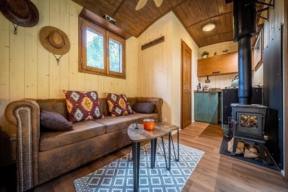 Glamping s wellness - Toulava - p�ehrada Slapy