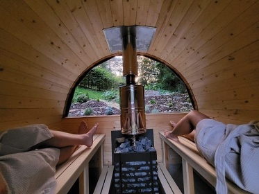 Glamping s wellness - elina - pehrada Slapy