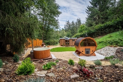 Glamping s wellness - Toulava - p�ehrada Slapy
