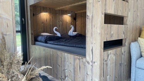 Chata s v�hledem na rybn�k - ���rsk� vrchy