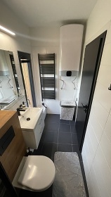 Chata s v�hledem na rybn�k - ���rsk� vrchy