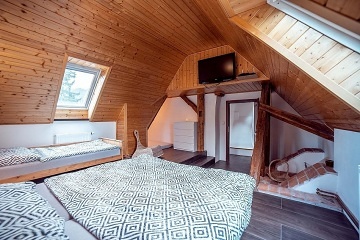 Chalupa vnitřní bazén a wellness - Broumovské stěny