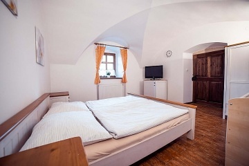 Chalupa vnitřní bazén a wellness - Broumovské stěny