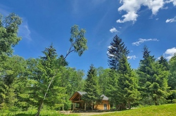 Wellness srub a koupac� jezero - Novohradsk� hory