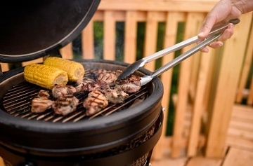 Glamping v korun�ch strom� - v�hled na Je�t�d