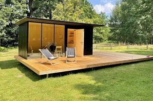 Nov� objekt: St�edo�esk� glamping a sauna - Tiny house Sedl�any