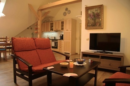 Chalupa a koupac� jez�rko - �ern� hora - Krkono�e